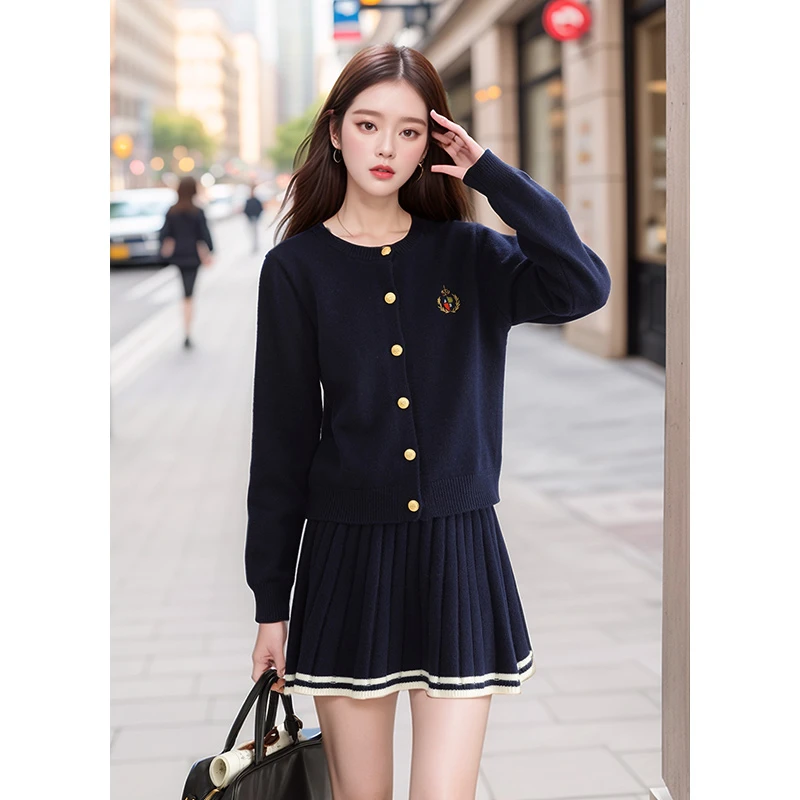 奢姿【学院风】冬季新款大码女装减龄针织两件套胖妹妹绣花套装