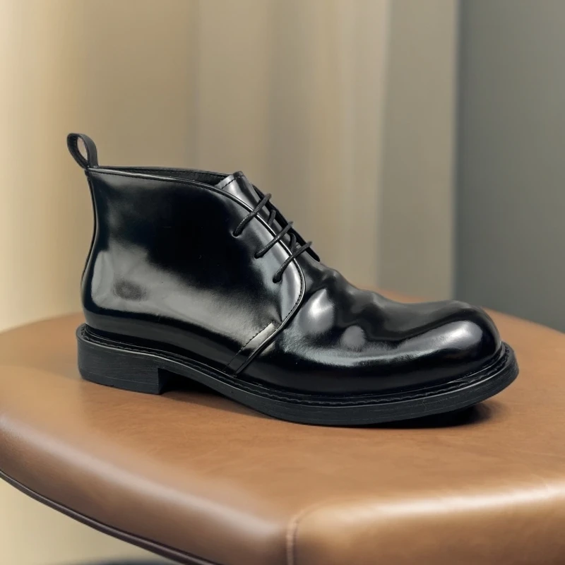 马臀波仔靴冰面止滑真皮底秋冬新款靴子男士休闲皮鞋手工制作