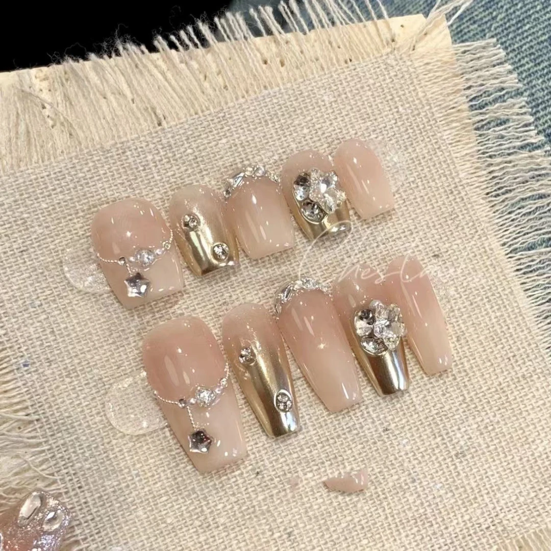 新款手工穿戴甲酸奶吐司秋冬香槟魔镜粉堆钻星星百搭轻奢美甲光疗