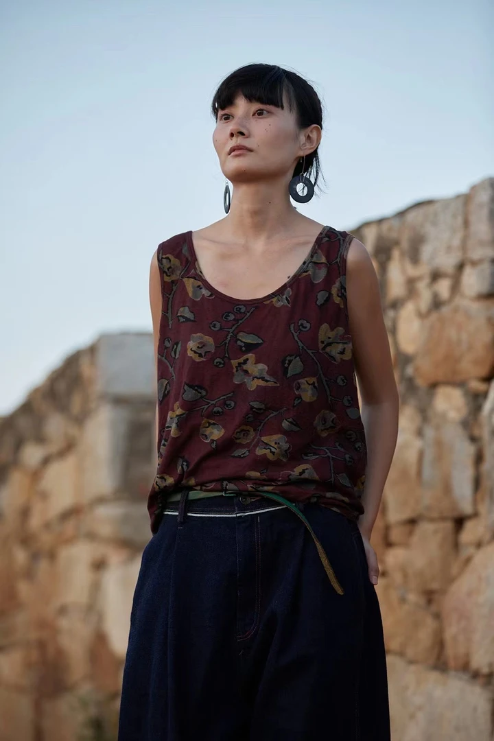 左岸迷香原创设计圆机针织背心Z24SS4004