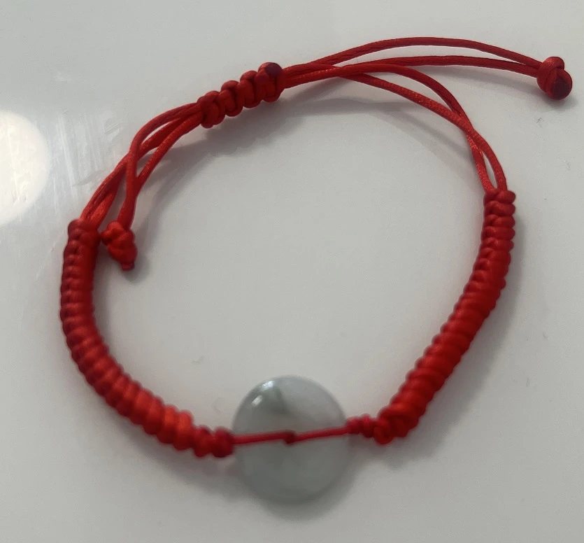 翡翠手绳平安扣