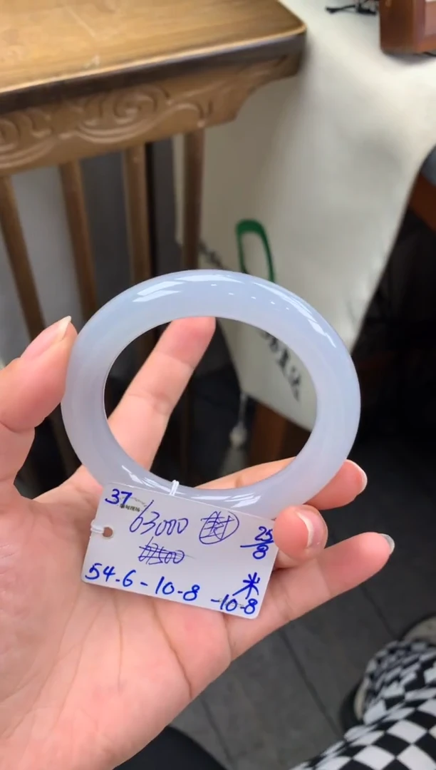 【闪购商品】翡翠手镯未镶嵌手镯