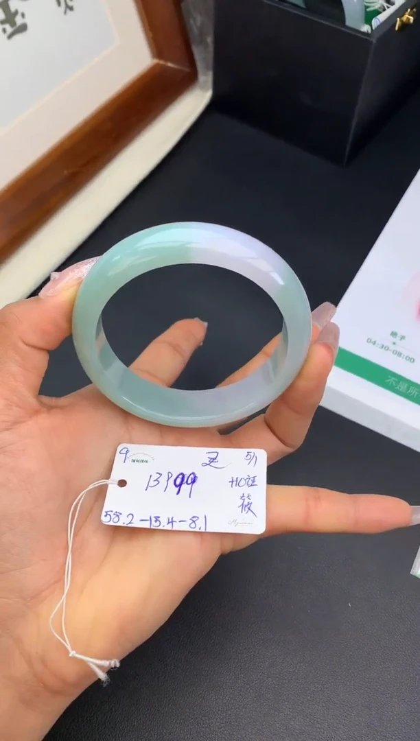 【闪购商品】翡翠手镯未镶嵌1