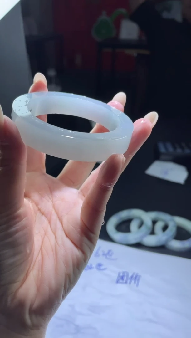 【闪购商品】定制翡翠手镯未镶嵌DDH01276