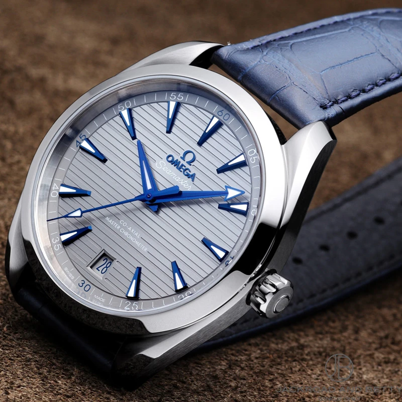 全新未使用 Omega/欧米茄 海马/自动机械男表220.13.41.21.06.001