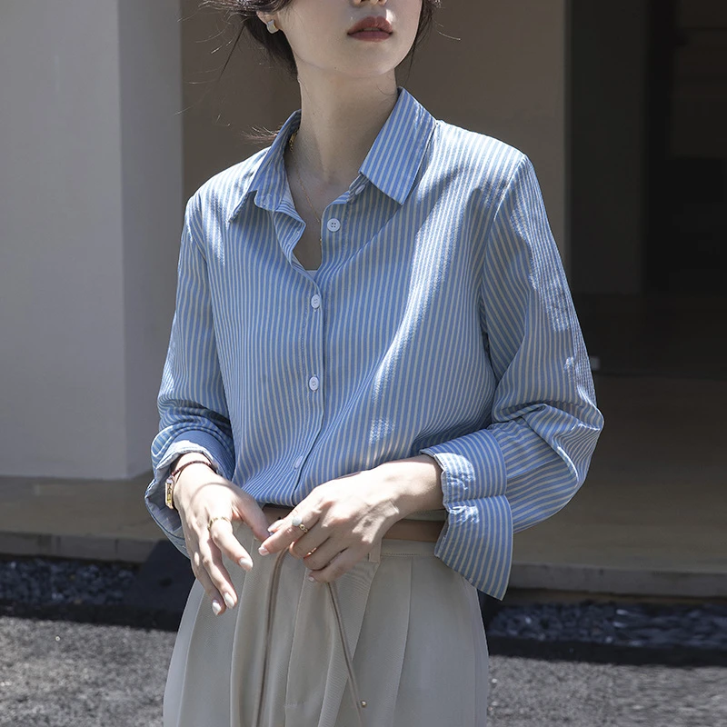 实拍设计感蓝色条纹衬衫女叠穿2022秋季季蓝白条长袖