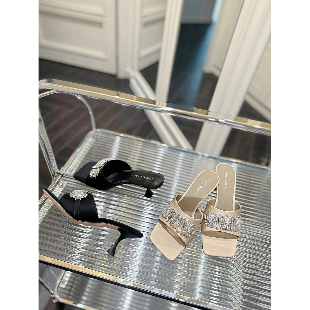 明星黄奕代言阿芙莎2021269新款时尚气质低跟凉鞋女士细跟凉拖鞋