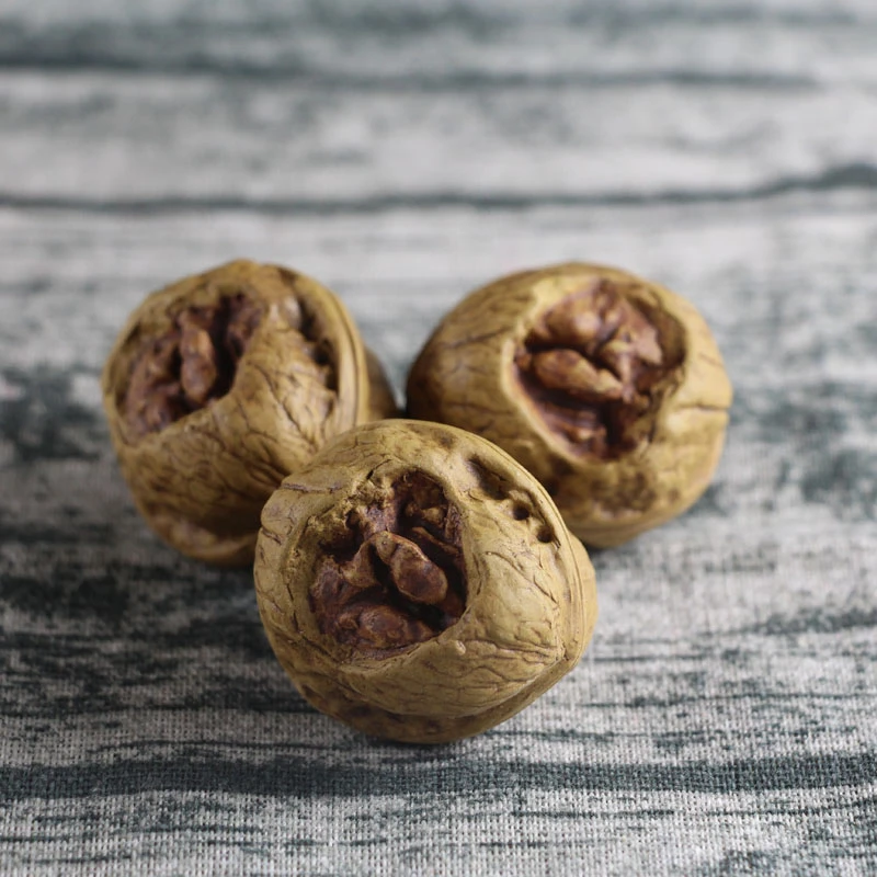 手工紫砂茶宠雕塑摆件仿真手把件核桃茶玩茶趣潮玩装饰茶具配件