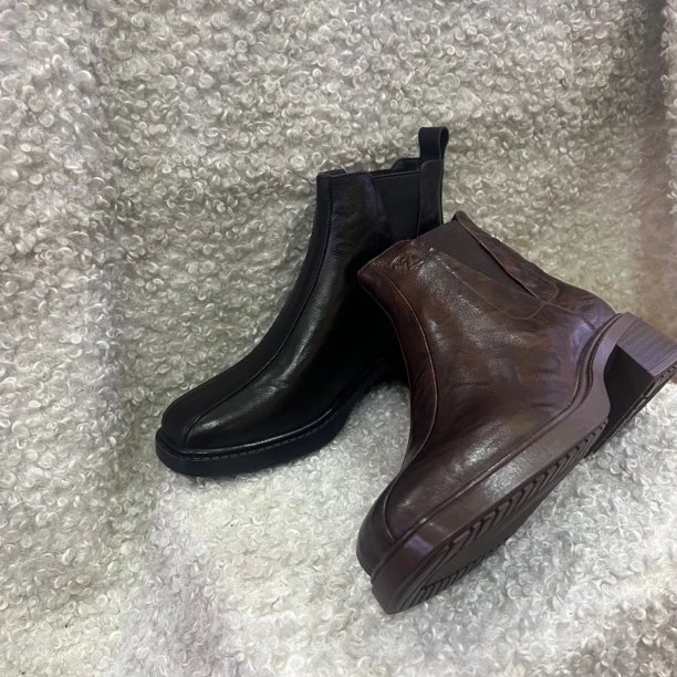 2024女士真皮马丁加绒鞋