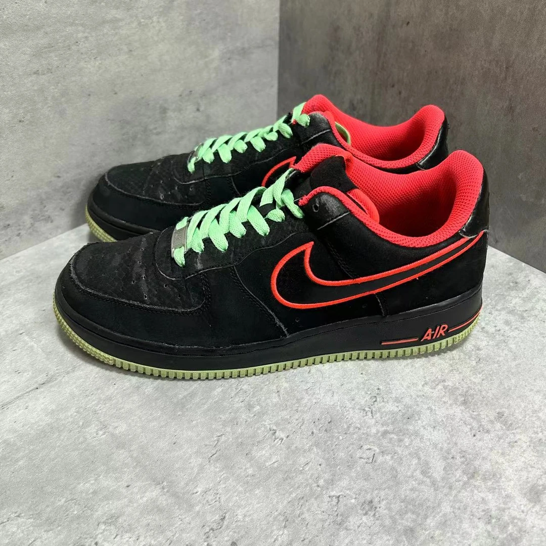 严重瑕疵 41码 特价不刀 Nike Air Force 1 低帮 板鞋