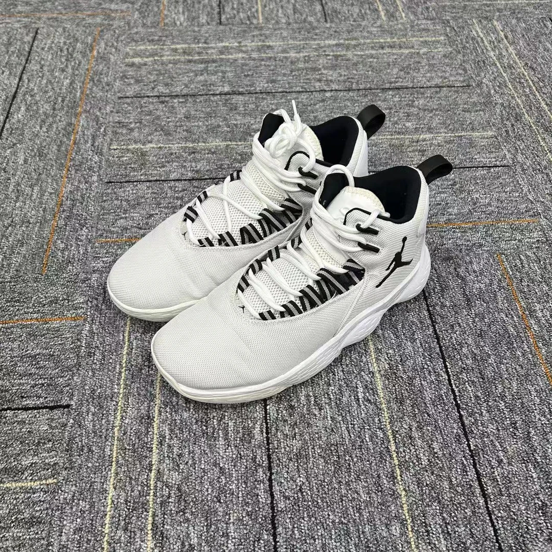 42.5码 Jordan Super Fly 1 MVP 高帮 实战篮球鞋