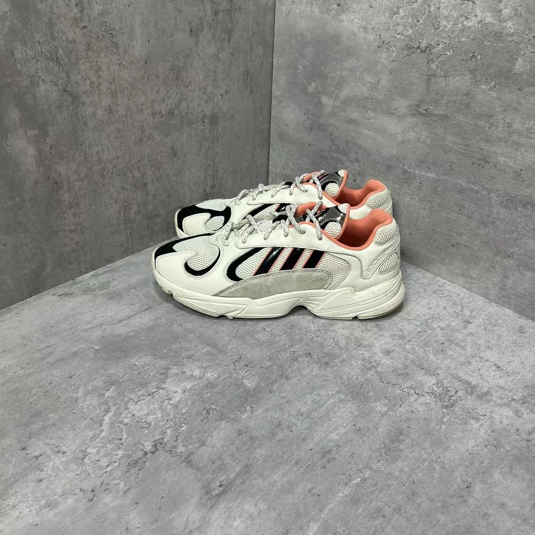 44.5码 adidas 低帮 老爹鞋 白黑