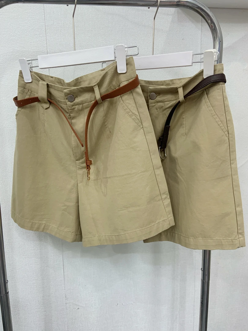 夏款女士修身短裤