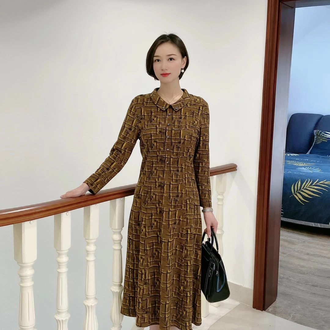22108新款娃娃领精致气质时尚优雅修身洋气显瘦秋冬印花连衣裙