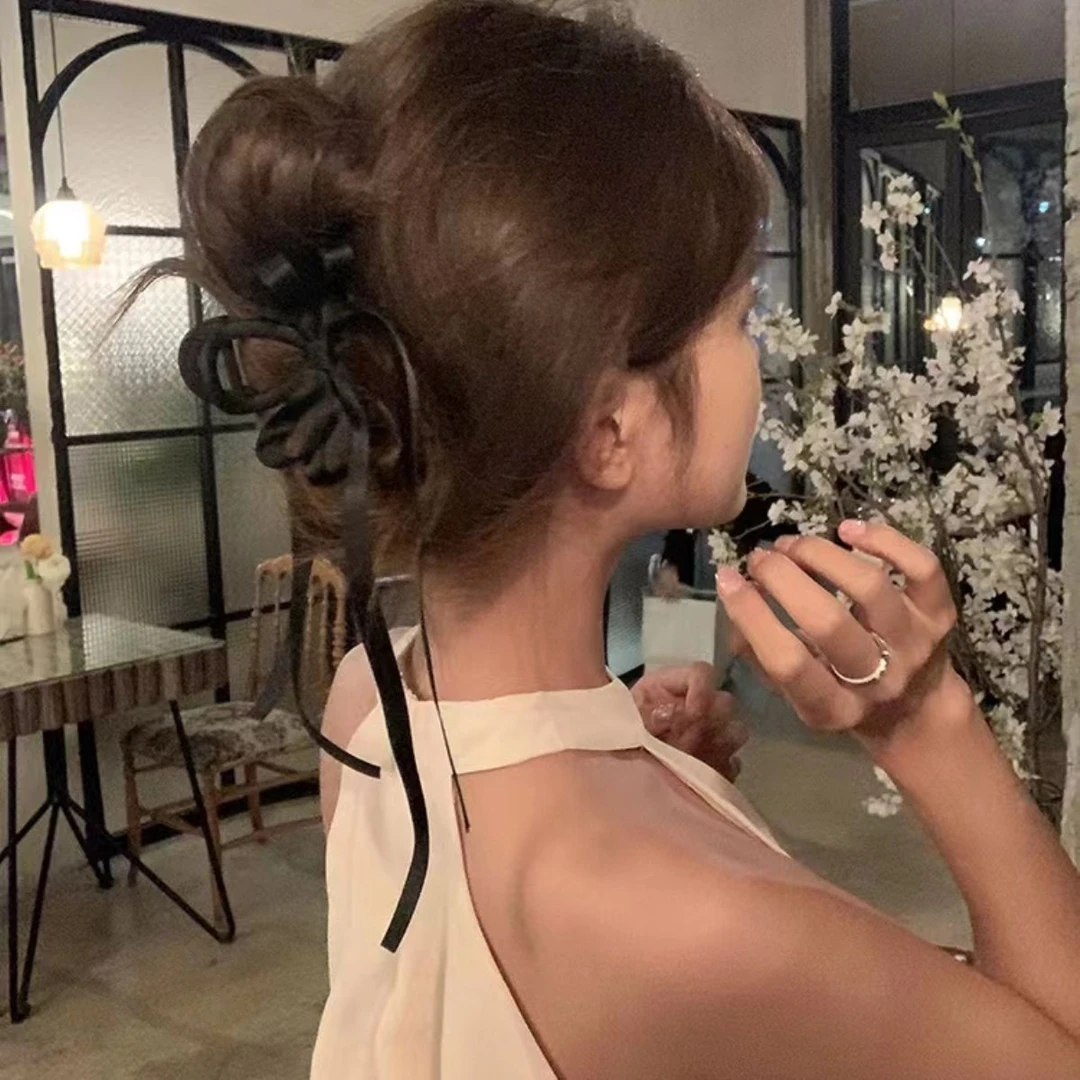 黑色飘带蝴蝶结抓夹后脑勺盘发夹子鲨鱼夹女新款磨砂发饰品刘海夹