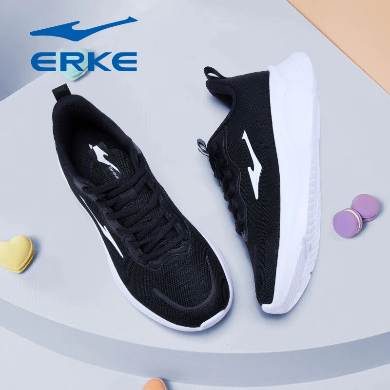 鸿星尔克运动鞋女鞋2024年冬季网面透气薄款轻便黑色妈妈跑步鞋子