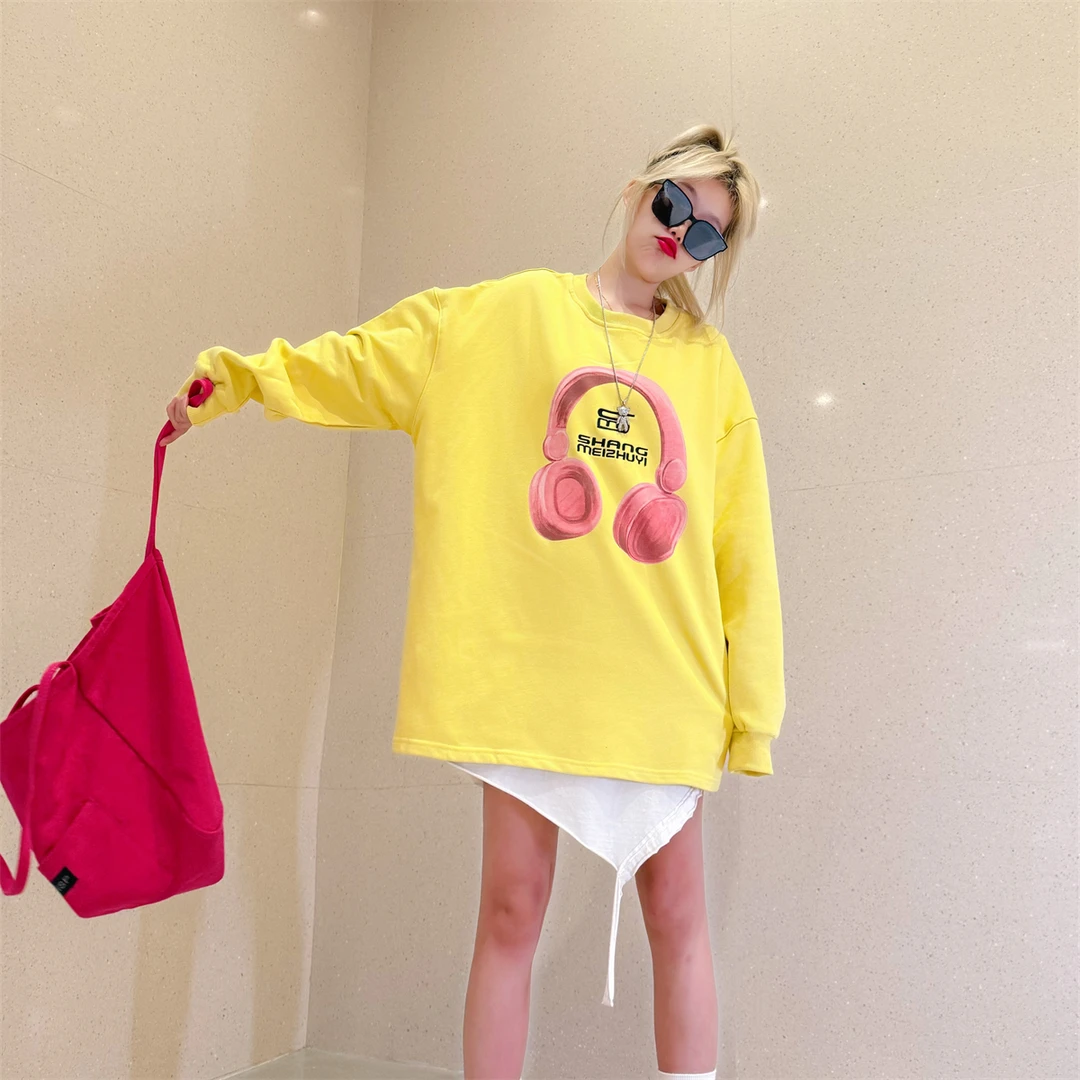 黄色潮牌卫衣女秋冬加绒厚款宽松中长款耳机卫衣大码加绒女装上衣