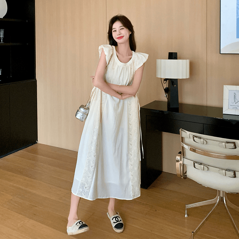 孕妇装2024夏季新款韩版时尚法式蕾丝拼接慵懒风宽松小飞袖连衣裙