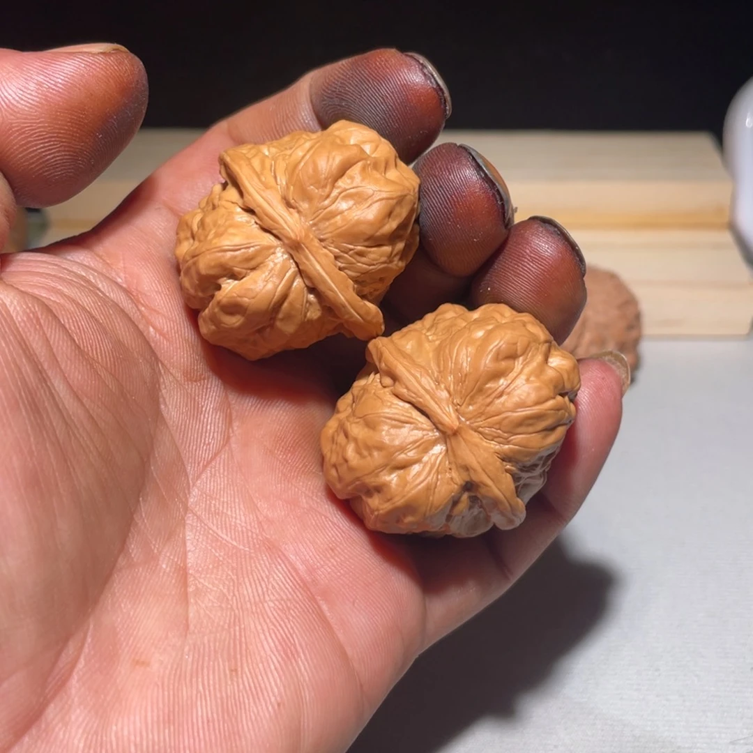 文玩核桃吊坠蛤蟆