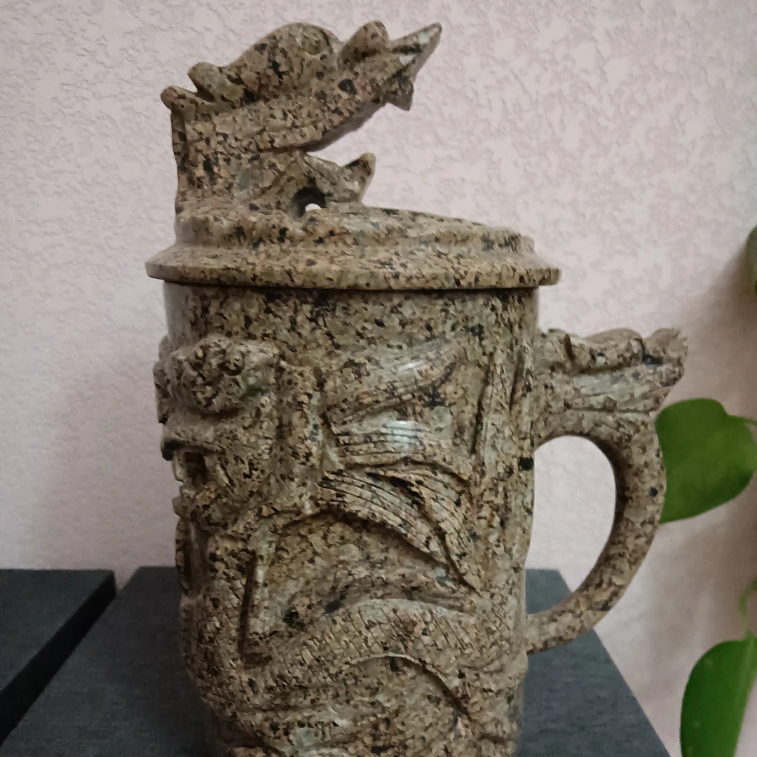 中华麦饭石一体雕刻龙杯纯手工