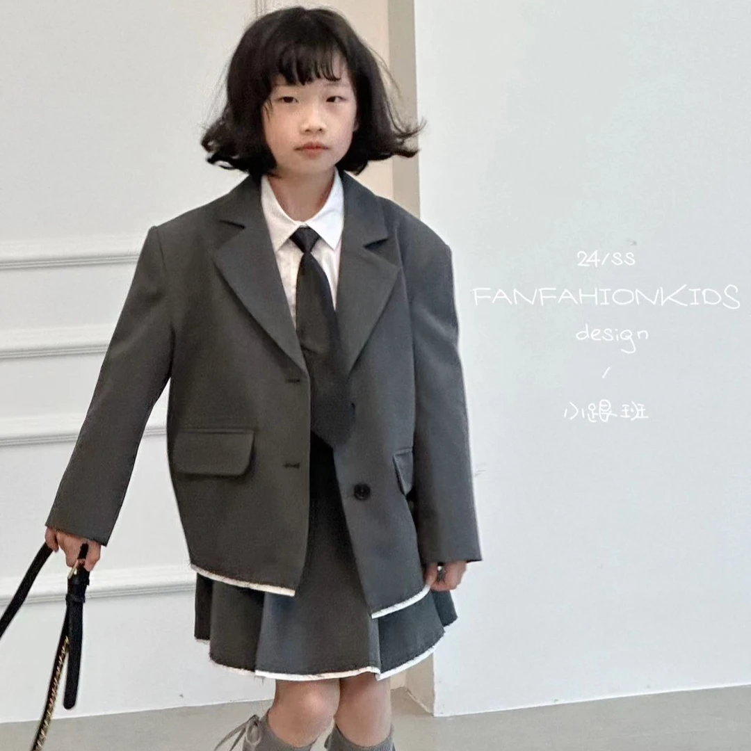 【设计师品牌】韩版时尚中大童亲子时尚贴布绣花西服外套 5016