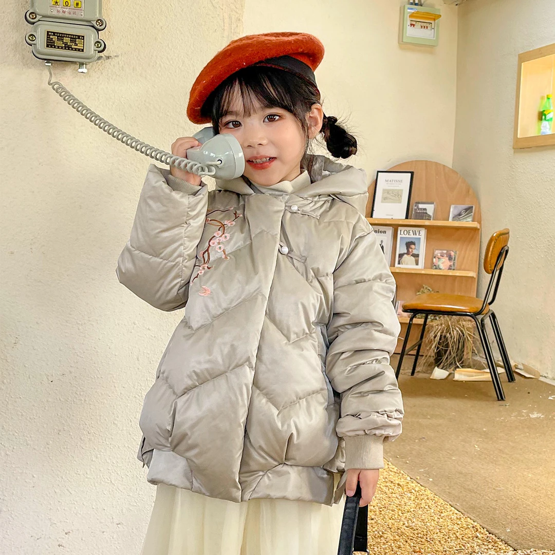 2023女童新款羽绒服儿童女宝时尚连帽轻薄加厚小童保暖冬季302005