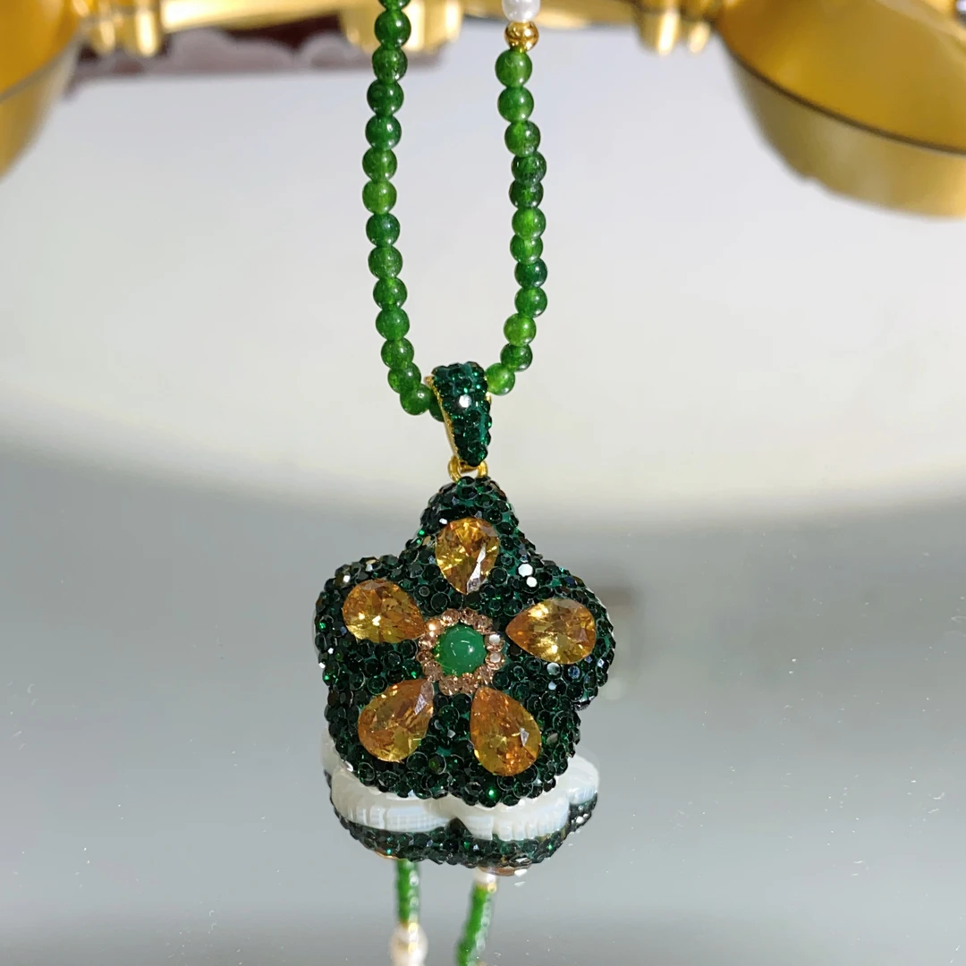 铜合金合成锆石吊坠 TTSD 绿色苏丹石花朵时尚毛衣链 7162