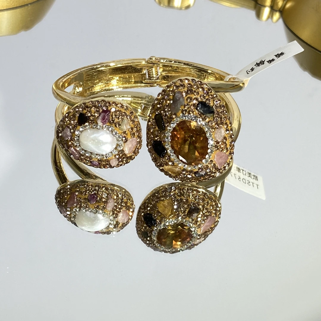 铜合金合成锆石手镯 水滴双裸面时尚个性欧美饰品手镯 577