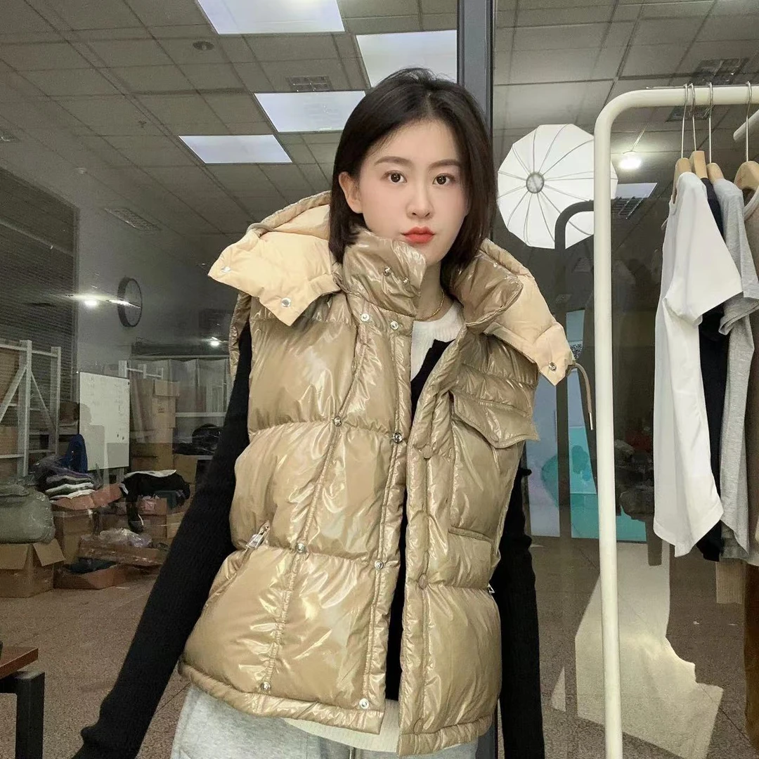 清货*（马甲，外套两穿羽绒服）女士M家可拆卸两穿连帽亮面羽绒服