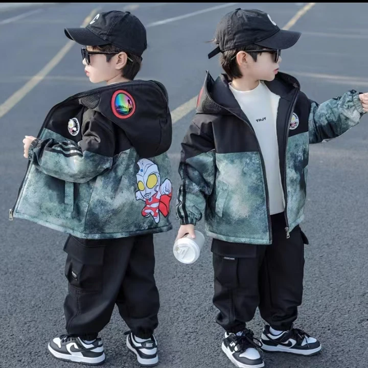 奥特曼衣服男童加绒外套2024新款儿童秋季冬装棉服加厚痞帅冲锋衣