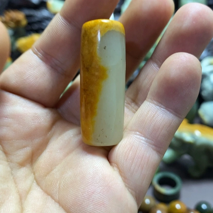 【闪购商品】岫岩河磨玉(透闪石质玉)吊坠未镶嵌*️***