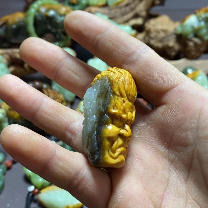 【闪购商品】岫岩河磨玉(透闪石质玉)吊坠未镶嵌明****租