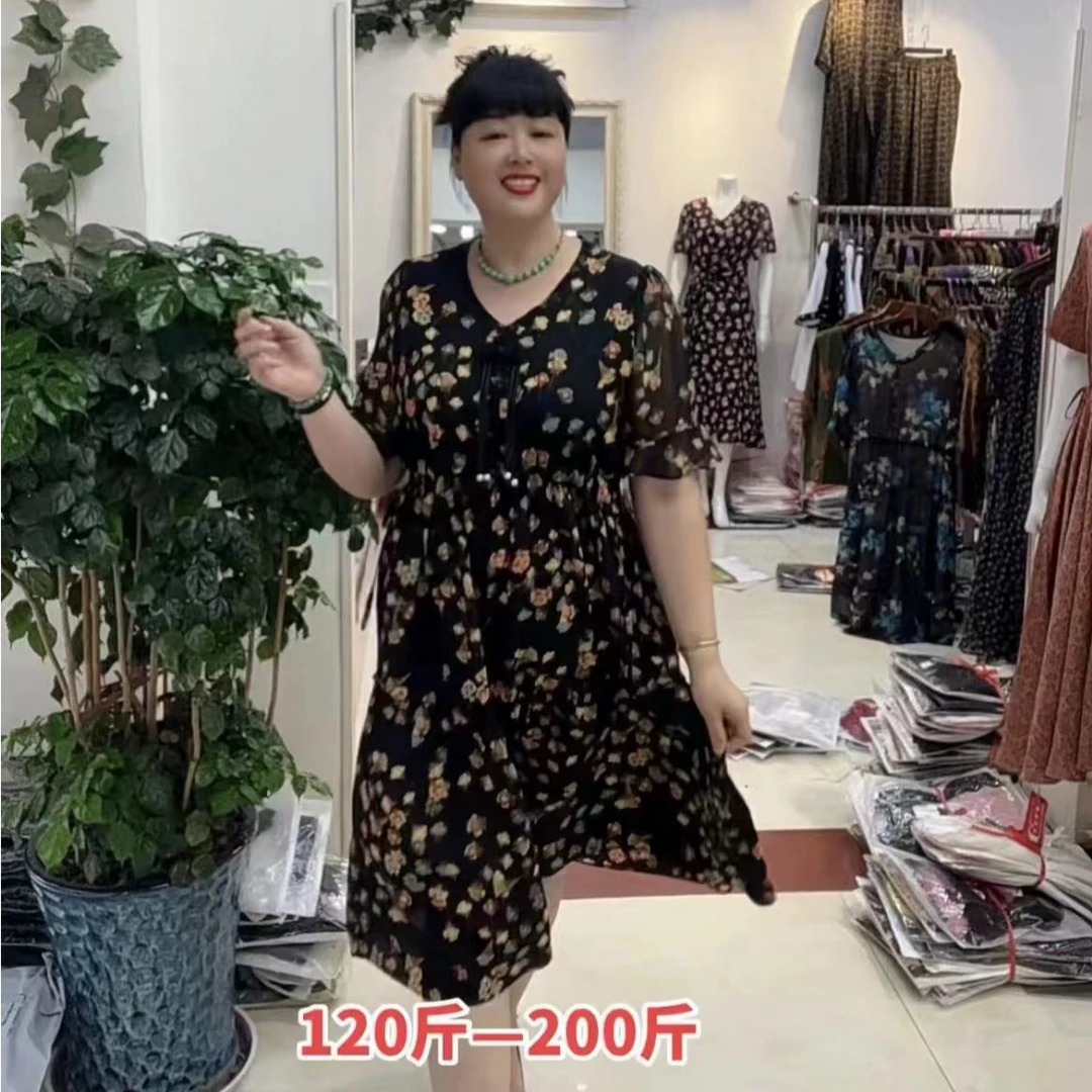 夏季新款时尚大妈女装连衣裙