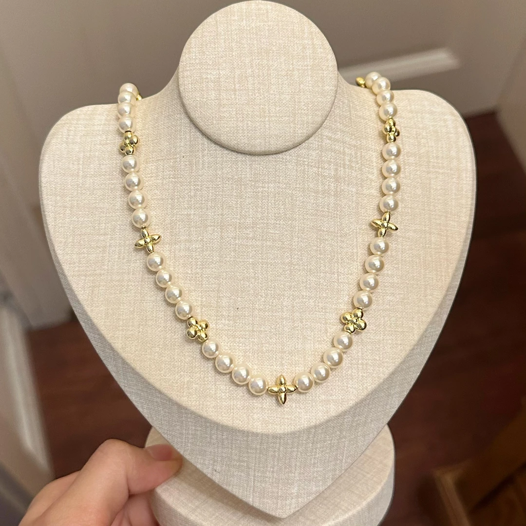 铜合金仿珍珠项链 X0205 时尚气质韦雪同款老花贝珠项链轻奢坠链