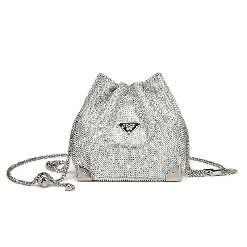 TOCF银色轻奢潮流夏季女士百搭时尚小众满钻水桶包斜跨百搭休闲
