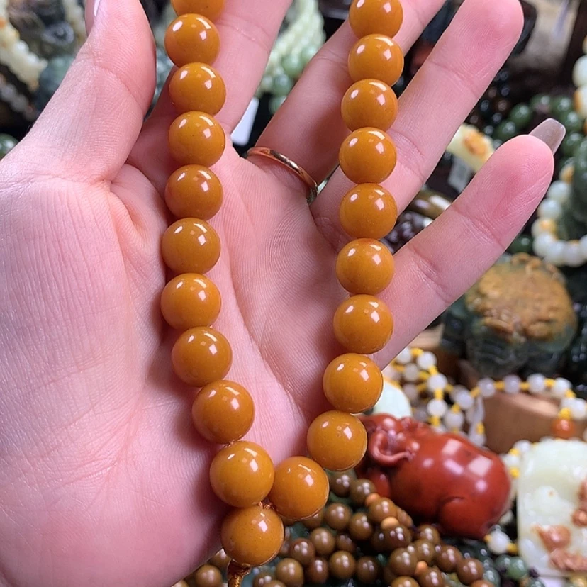 【闪购商品】岫岩河磨玉（透闪石质玉）手持未镶嵌?****?