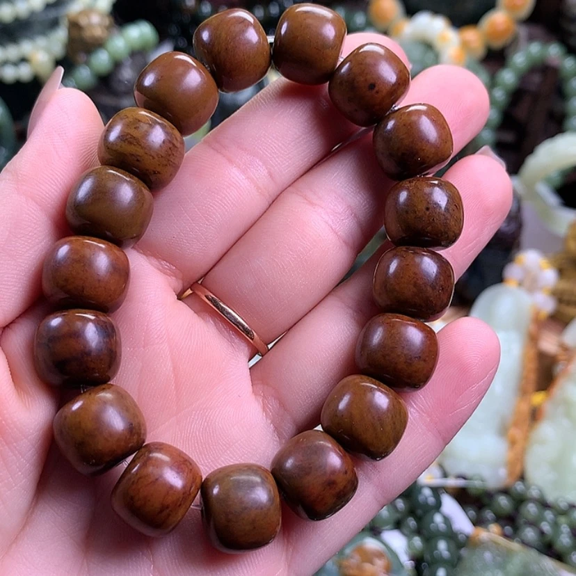 【闪购商品】岫岩河磨玉（透闪石质玉）手串未镶嵌阿*