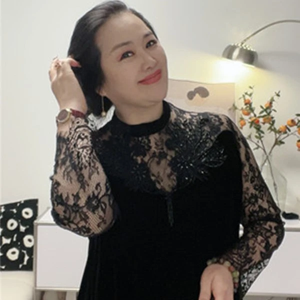 搭配蕾丝手工珠花设计真丝长裙（00087）百搭