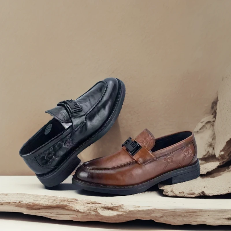 真皮商务休闲皮鞋，男士舒适百搭一脚蹬休闲皮鞋线下实体版
