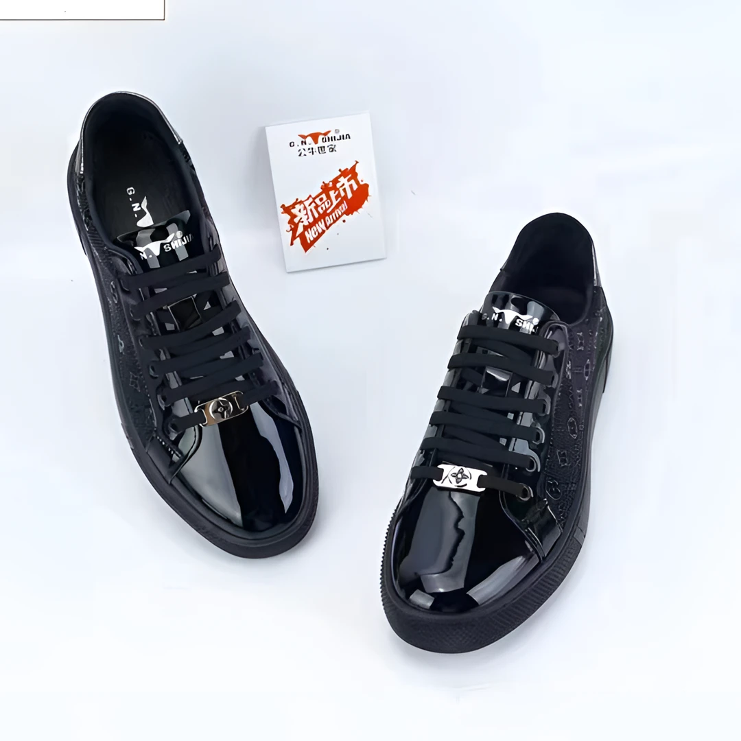 板鞋，G.N.SJ系列男士黑色软底软面舒适时尚潮流真皮休闲板鞋