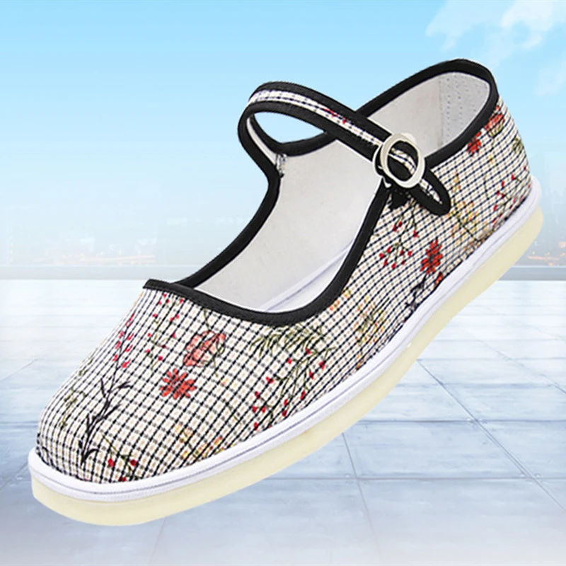 手工布鞋女秋季文艺民族风一字搭扣花朵上线牛筋底防滑浅口老年鞋