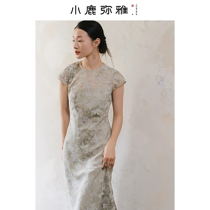 小鹿弥雅《醉春烟》原创设计立体剪裁温柔文艺新中式短袖连衣长裙夏
