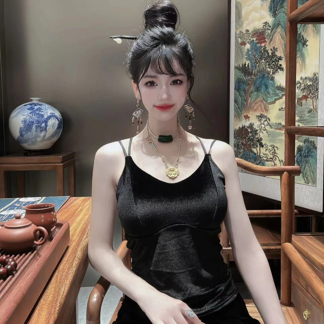 2333新款修身吊带胸垫可外穿打底套装时尚气质性感美背百搭防走光