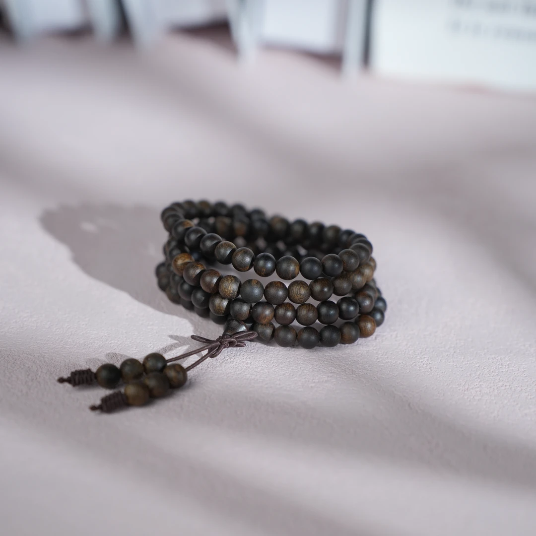 沉香白棋沉水留疤0.6多圈手串Q06380109