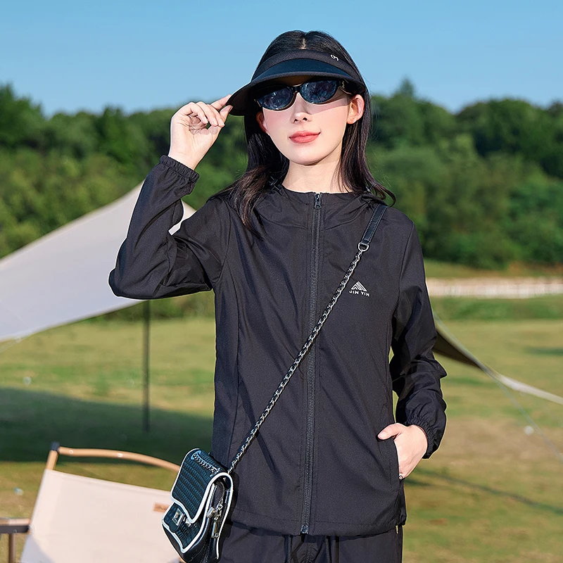 春秋上衣女外套2025新款时尚百搭宽松休闲透气防风软壳风衣短外套
