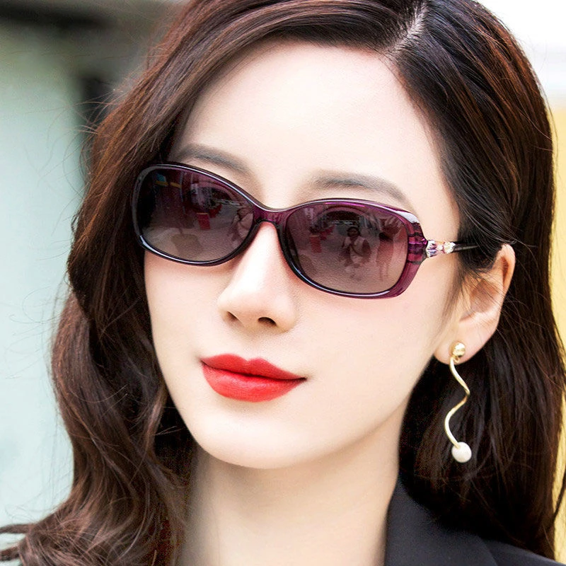 太阳镜女小脸款防紫外线偏光镜开车眼镜中老年人妈妈款墨镜女小框