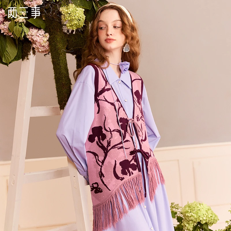 两三事【絮絮风流】复古花卉图案流苏下摆不对称针织衫女S24XZZ765