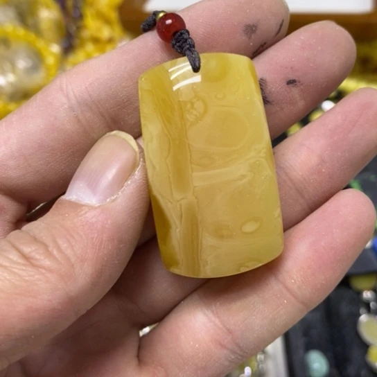 蜜蜡裸石未镶嵌吊坠