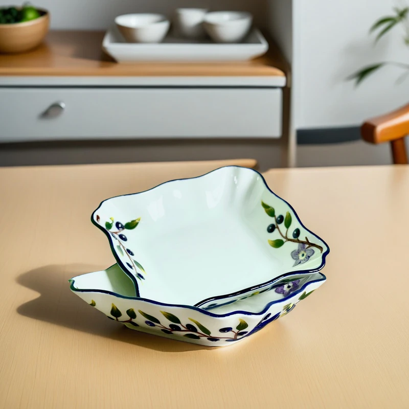 出口外单蓝莓陶瓷8寸方盘家用菜盘子手绘釉下彩