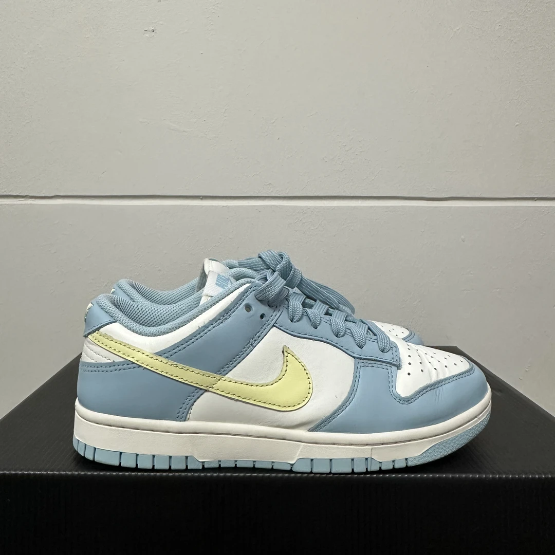 Nike 浅蓝色dunk/37.5码/99新/无原盒/DD1503-123低帮板鞋